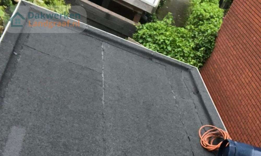 Wat kost een plat dak herstellen in Landgraaf?